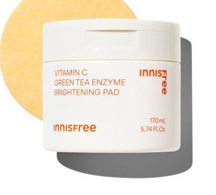 innisfree Vitamin C Green Tea Enzyme Brightening Pad (60 Pads)